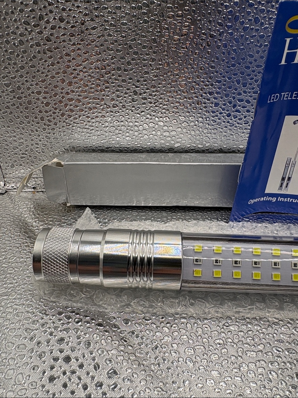 Halo Silver LED Telescoping Work Light - Picture 4 of 6